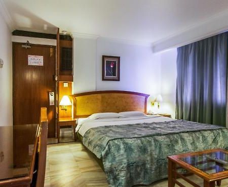 Hotel Chariot Chennai Dış mekan fotoğraf