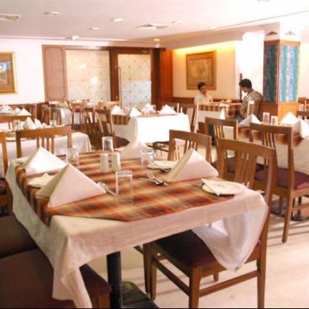 Hotel Chariot Chennai Dış mekan fotoğraf
